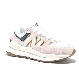 New Balance 57/40 Stone Pink/Sea Salt Size 6.5